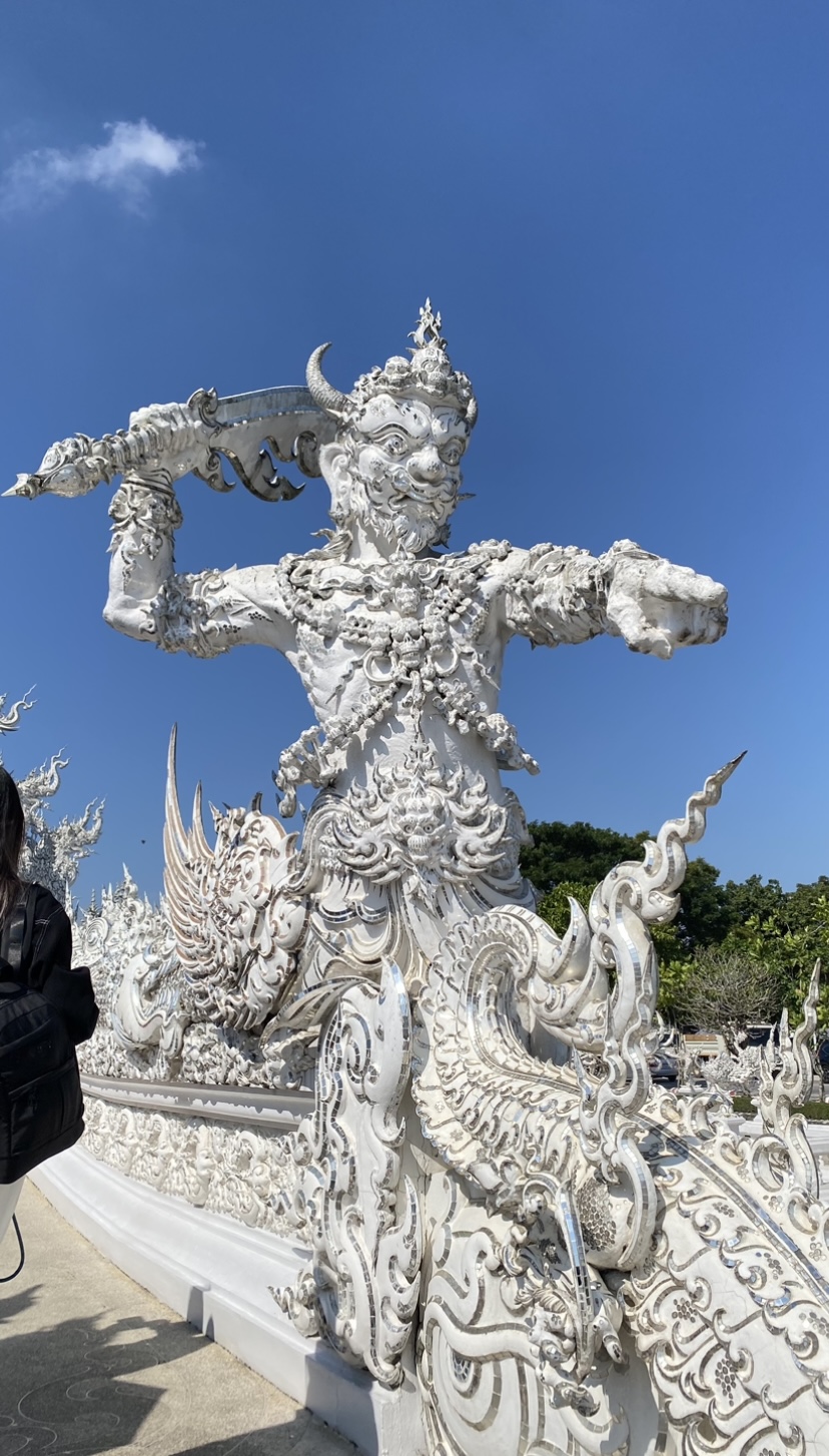 O que fazer em Chiang Rai White Temple